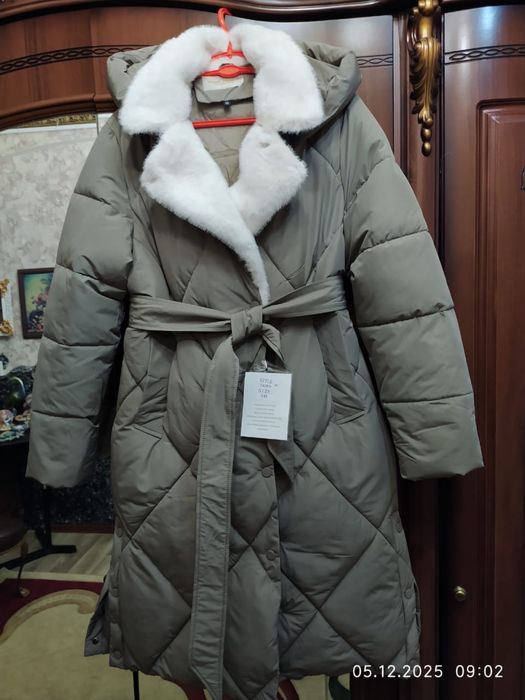 Продам пальто новое