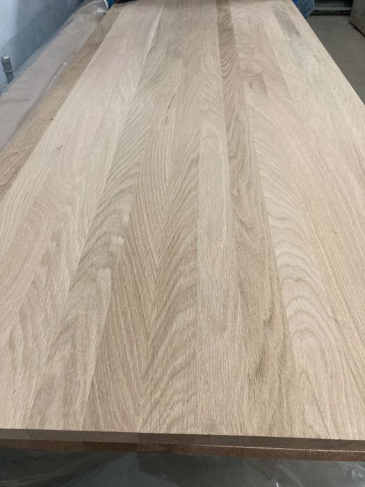 Дуб мебельный щит цельноламельный 20/21 мм.