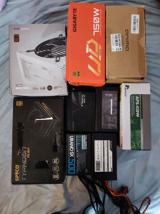 Lot 9 surse PC Defecte.