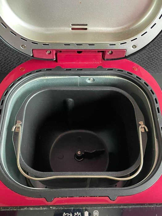 Хлебопекарна Tefal Pain Plaisir PF220, 700 W, 1000 гр, 17 програми