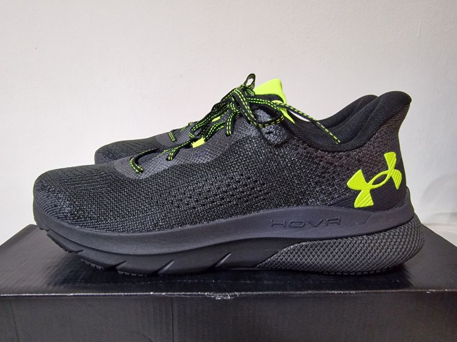 Under Armour Hovr Turbulence 2/45.5 alergare jogging fittnes

Descrier