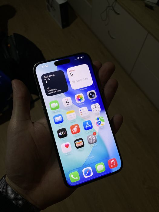 iPhone 15 Pro Max 256 Silver Titanium 87% Bateria