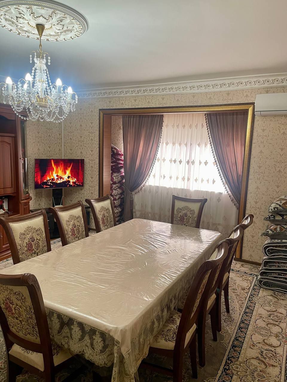 Себзор Ц-(17-18)  3/3/9. Срочно продается квартира. Метро
 3/3/9 . Ме