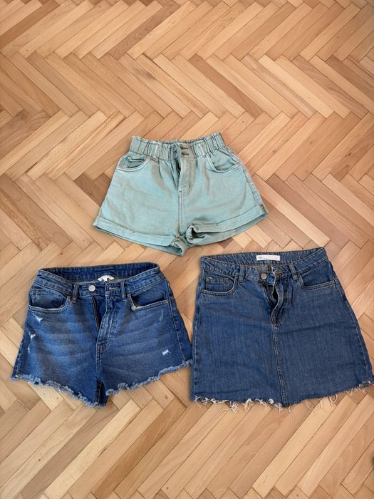 Дамски поли и къси гащи