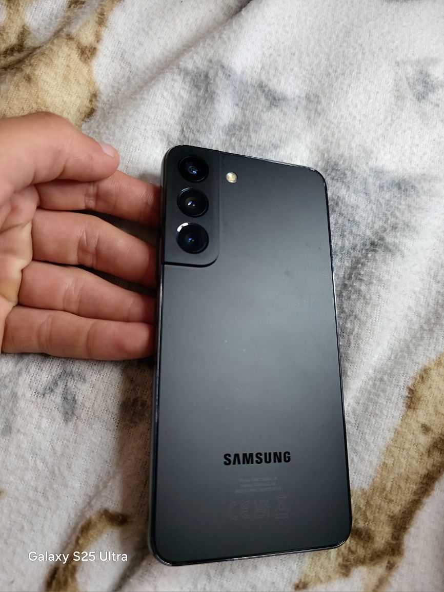 Samsung Galaxy S22 – 256GB