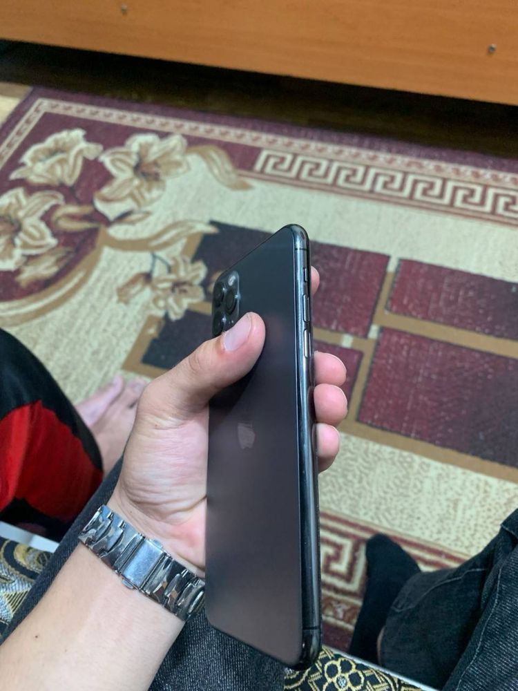 iPhone 11 Pro Max