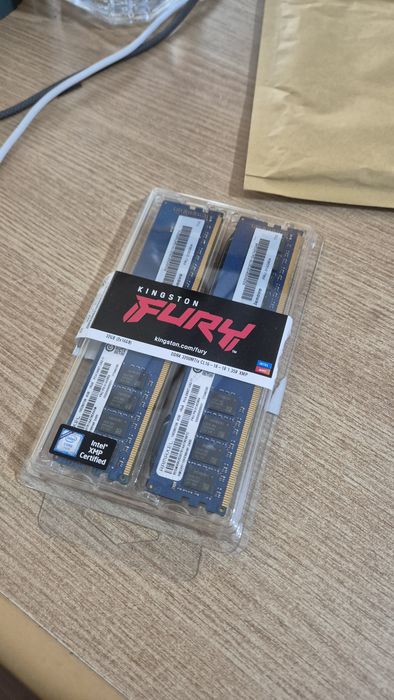 memorii pc ddr4 4×4gb