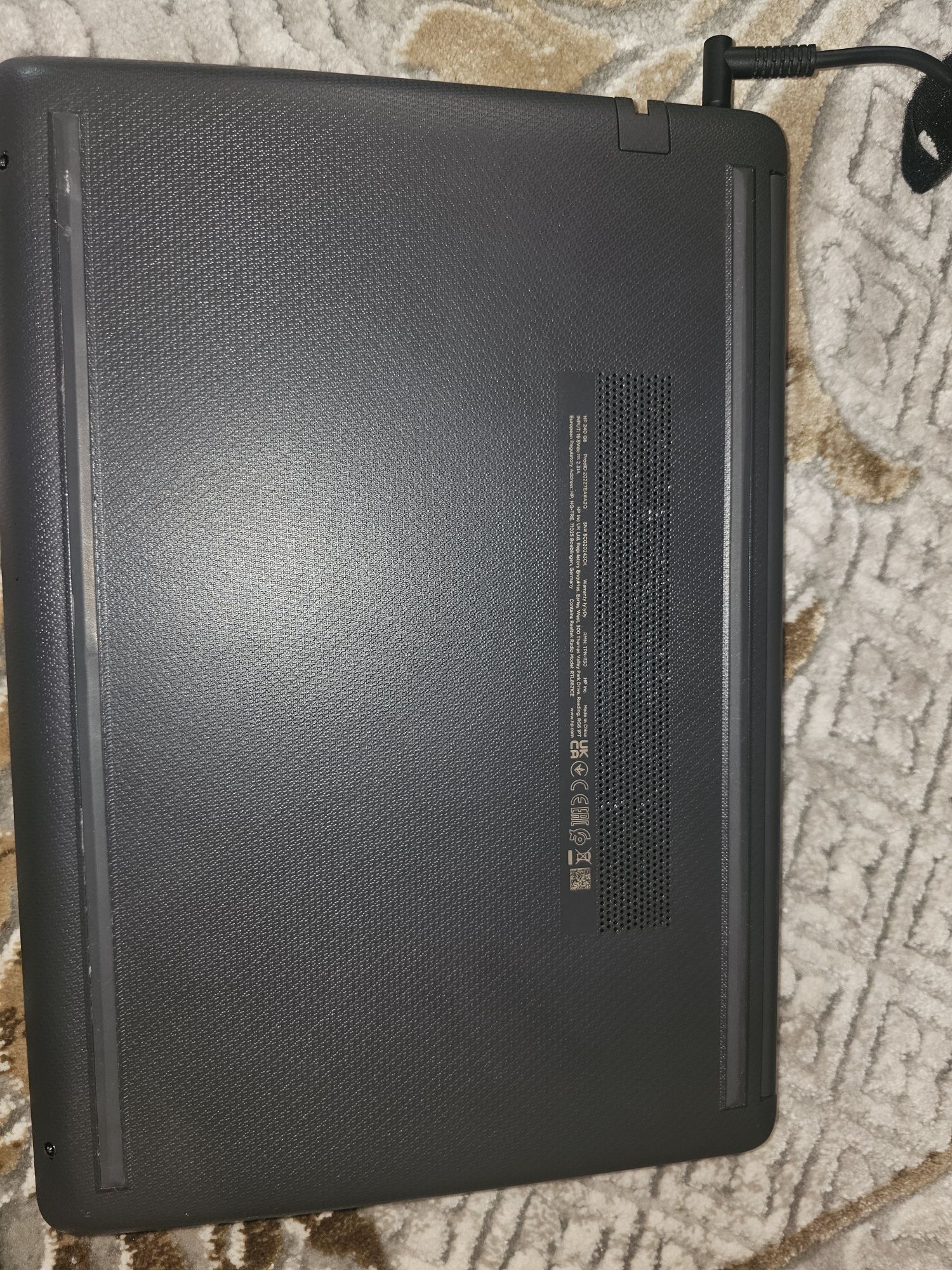 Ноутбук hp240 8g