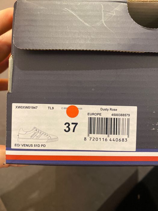 Adidasi Tommy Hilfiger