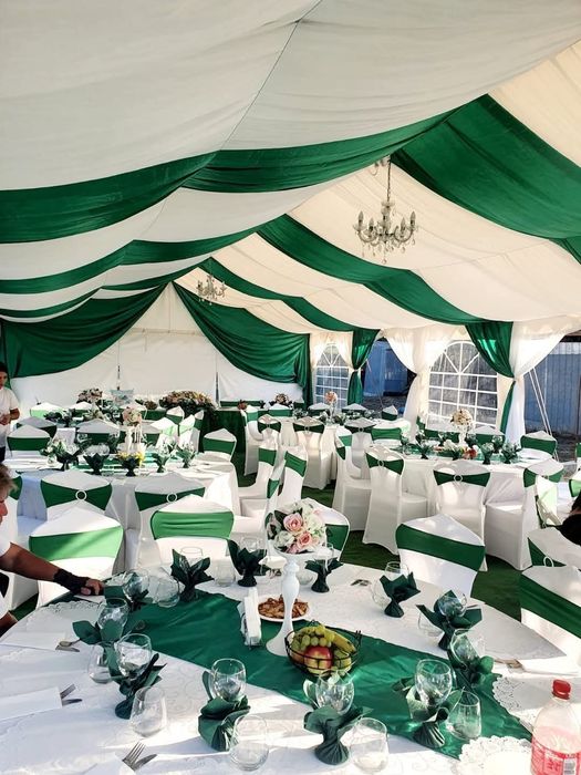 Corturi elegante pentru orice tip de eveniment