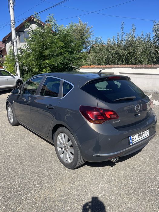 Opel Astra J 2.0 diesel model scurt automata