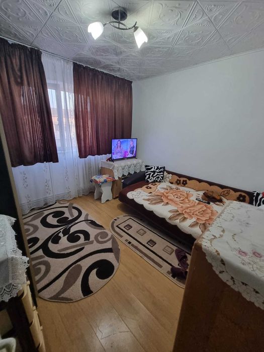 Apartament cu 2 camere semidecomandate