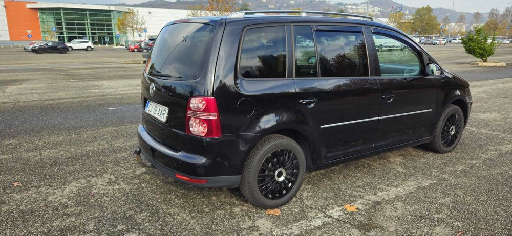 Vand VW Touran Highline 2.0 TDI, motor BMM, 140 CP, 2008