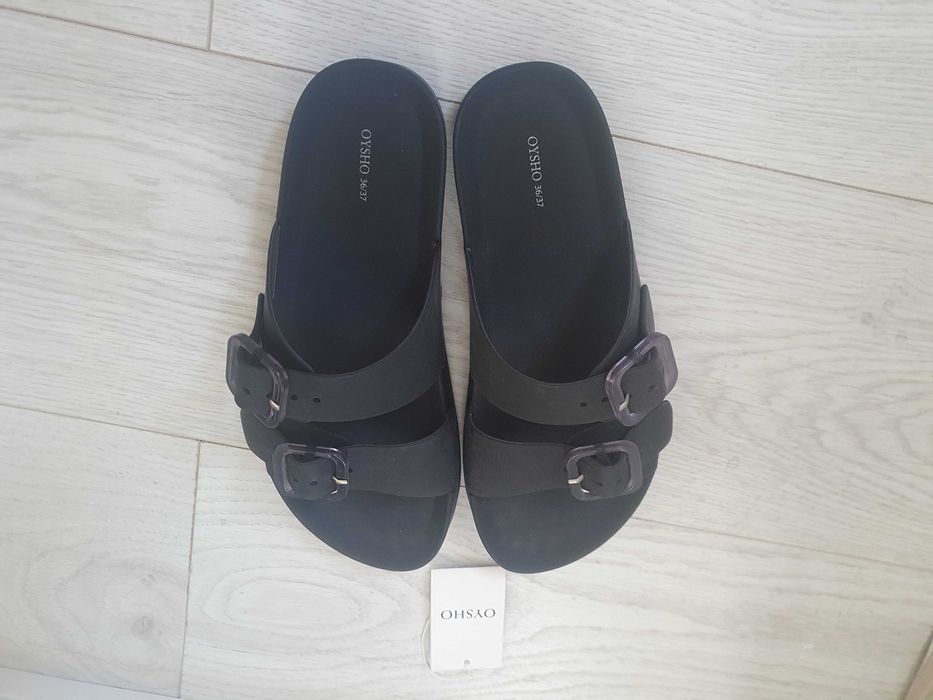 Papuci translucizi Oysho