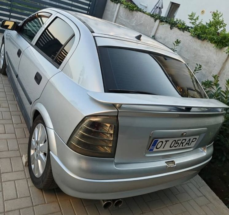 Astra G//2002//1.8 ,125cp
