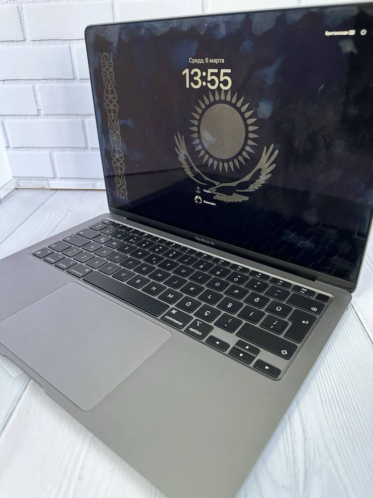 MacBook Air 13 2020  | M1  | T32903