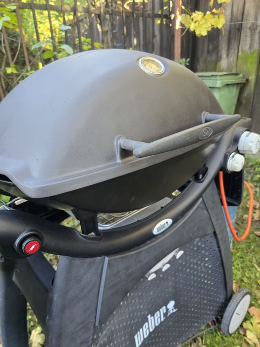 Grătar Weber Gaz Q3000,Masă,Husă, Rotisor original