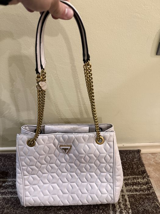 Две дамски чанти Calvin Klein,Guess+портфейл Polo