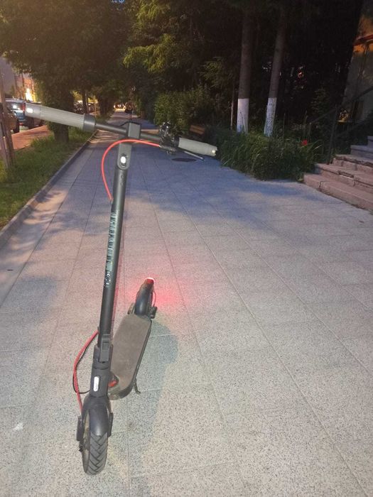 Trotineta electrica xiaomi pro4 gen2