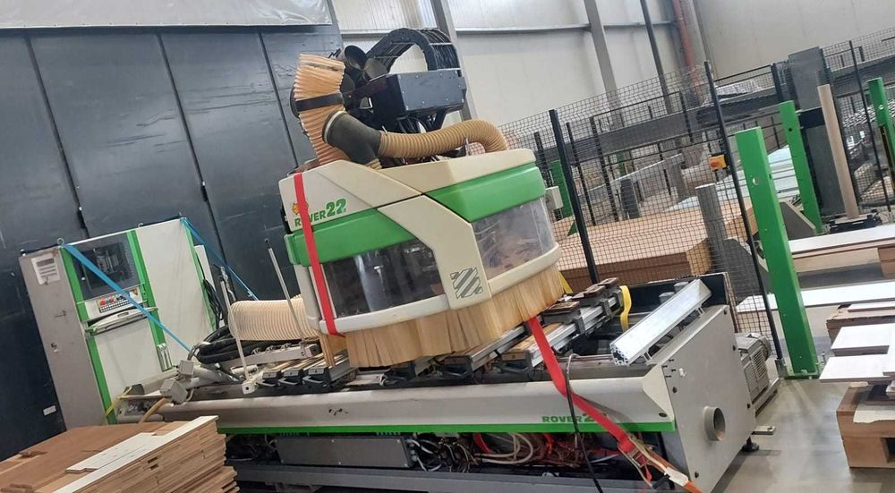 Rover 22 ATS - Mașină CNC pentru lemn și derivate