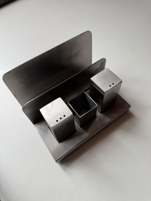 Минаж из нержавика