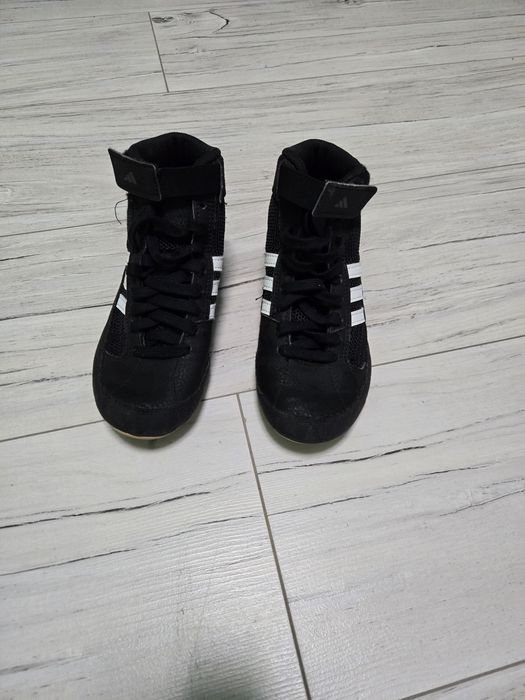 Борцовки адидас номер 32