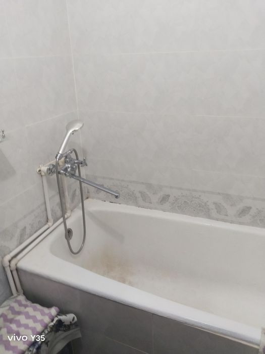 Срочно 1 ком квартира сотилади