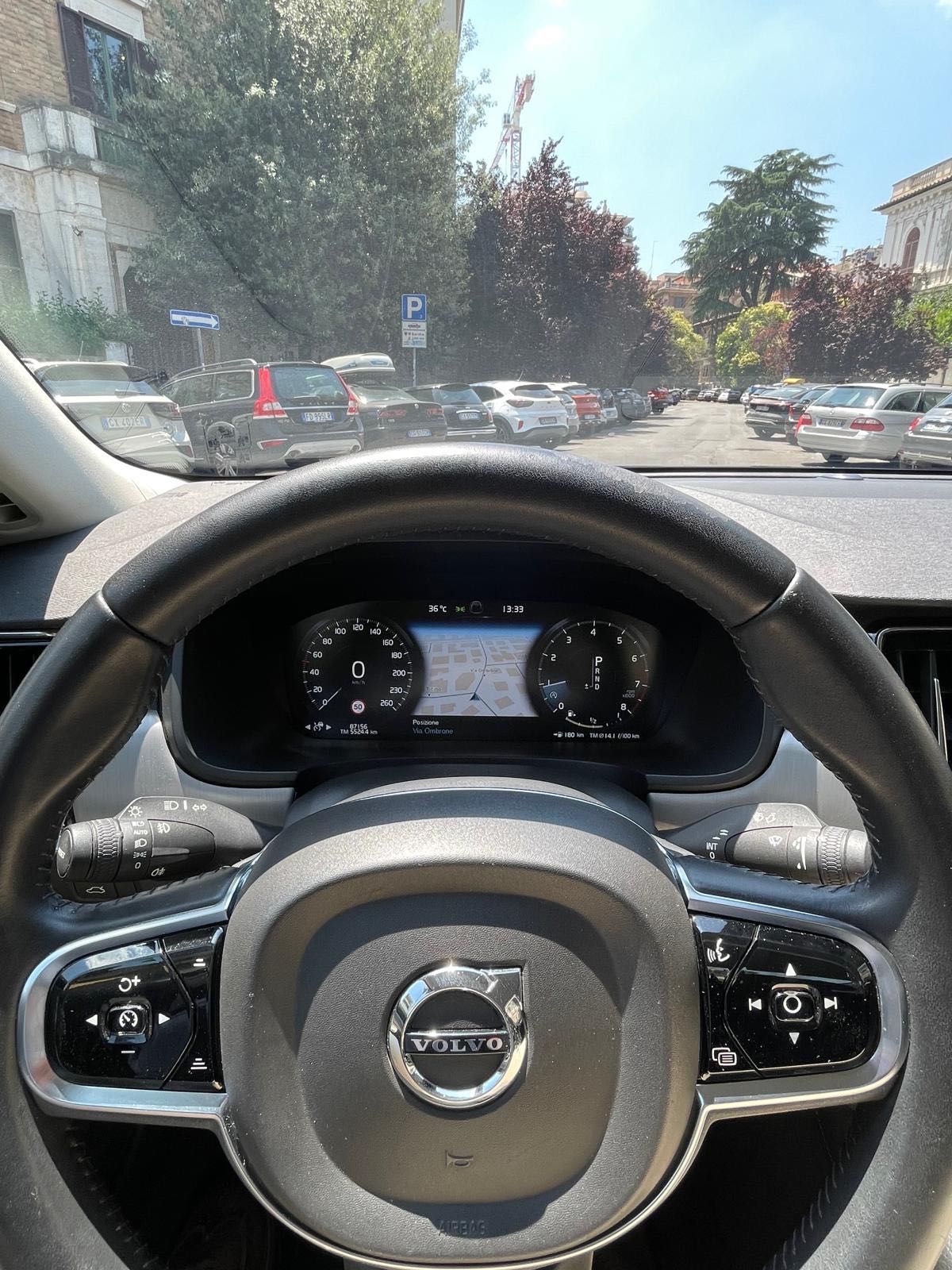 Volvo S90 T5 Momentum