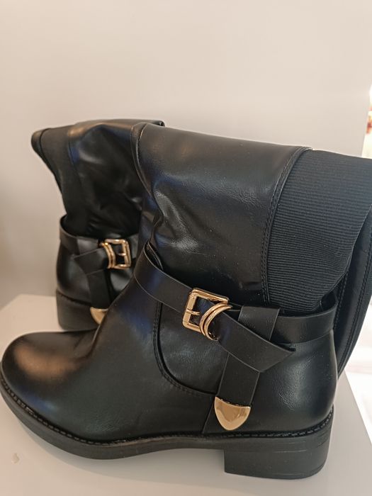 Нови дамски високи черни ботуши