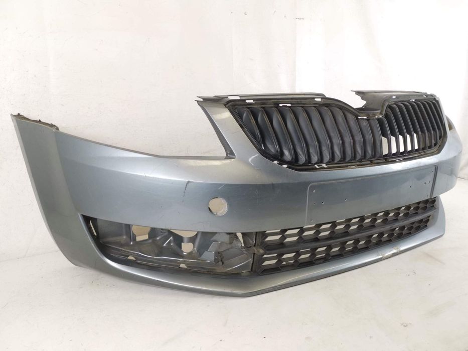 Bara Fata Cu Grila Radiator Si Grila Inferioara Skoda  Octavia 3 2013
