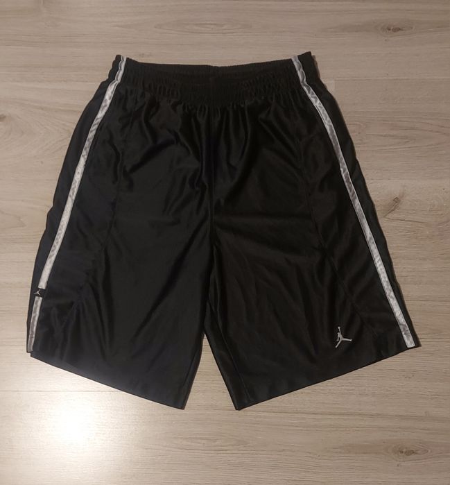 Jordan шорти  M размер мъжки