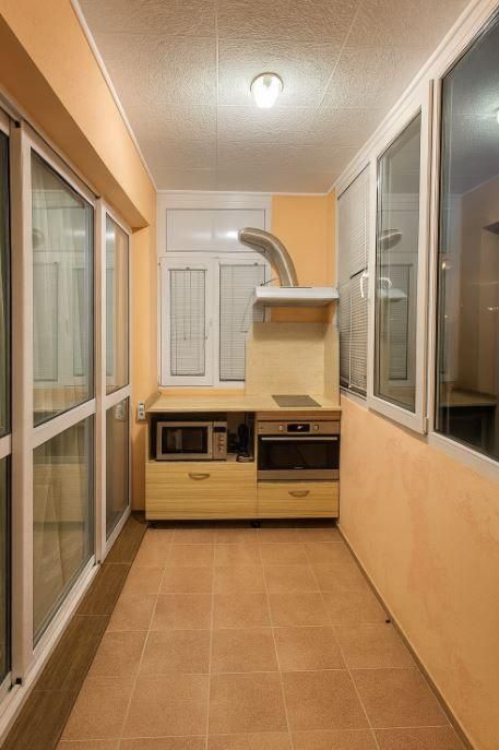 Дава се под наем Тристаен апартамент в Варна, Изгрев - 90 кв.м за 400 € - Снимка #5