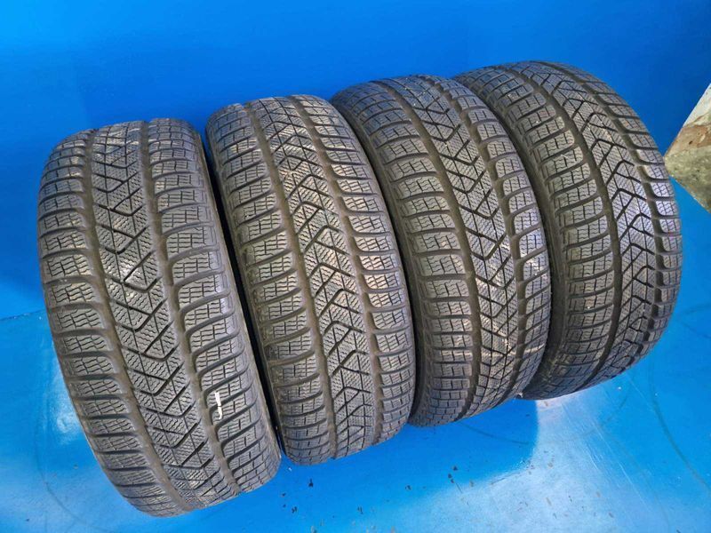 4 Anvelope de iarnă Pirelli R19 225/45 Runflat DOT3319