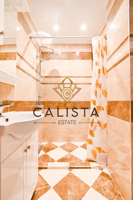 Дава се под наем Тристаен апартамент в София, Център - 90 кв.м за 650 € - Снимка #11