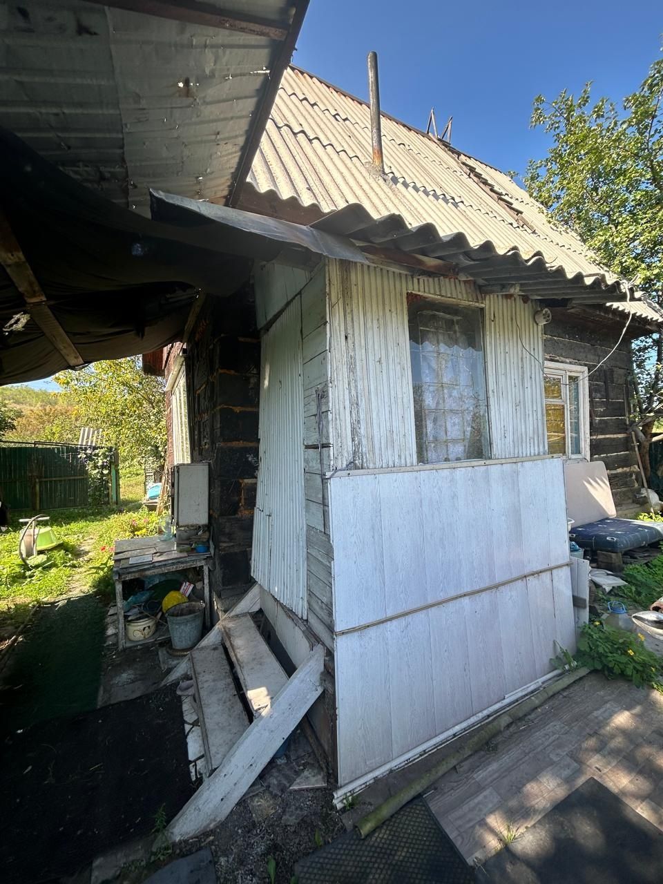 Продаётся дача с/ т " Черёмушки"