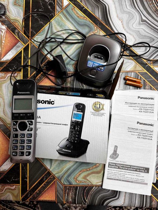 Panasonic kx-tg2511ua радиотелефон как новый
