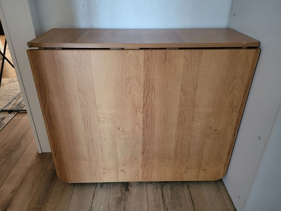 Продам стол книжка