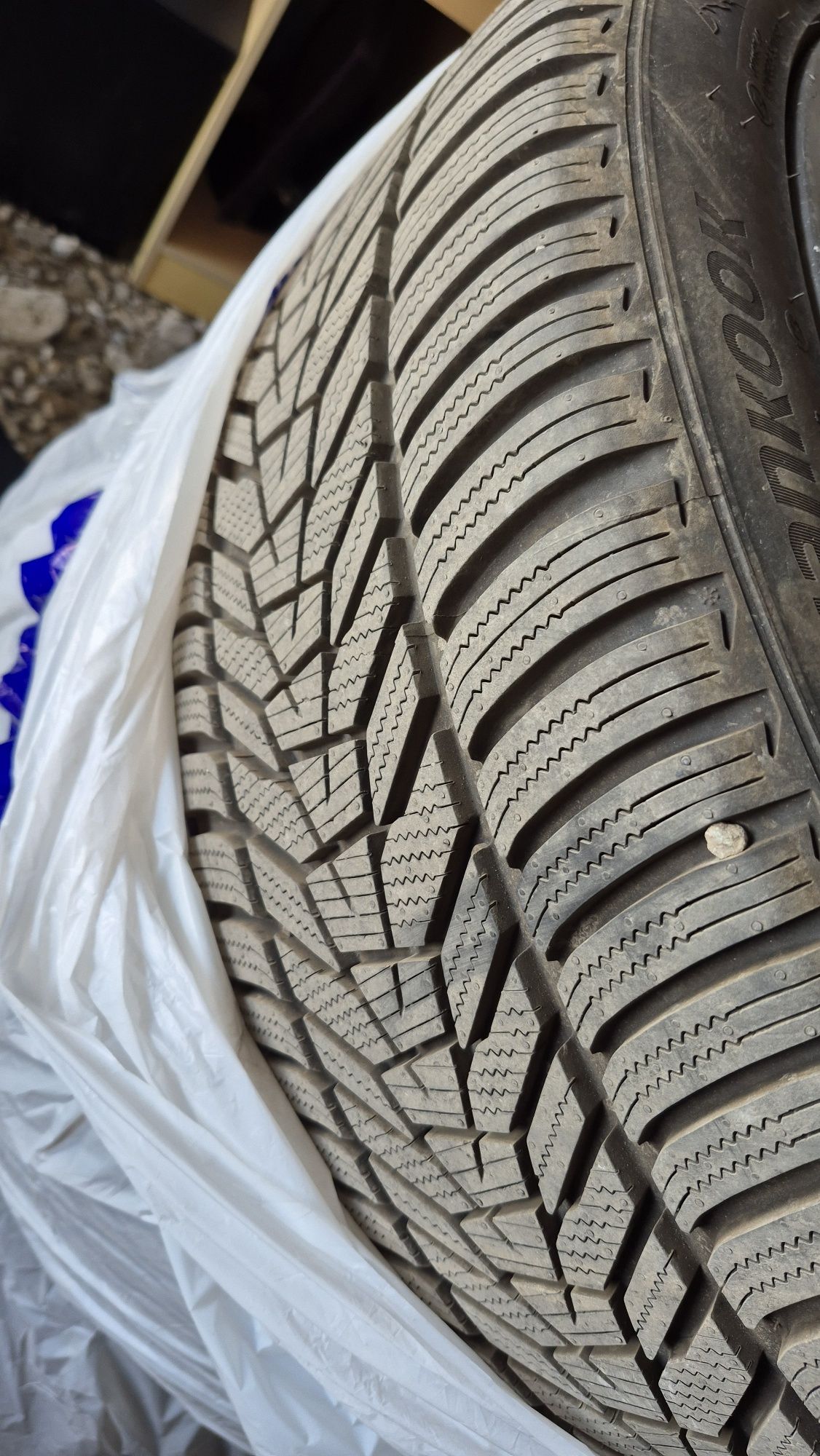 Нови зимни гуми Hankook 275/40/20 ДОТ24 с 20'' Джанти за Рейндж Роувър