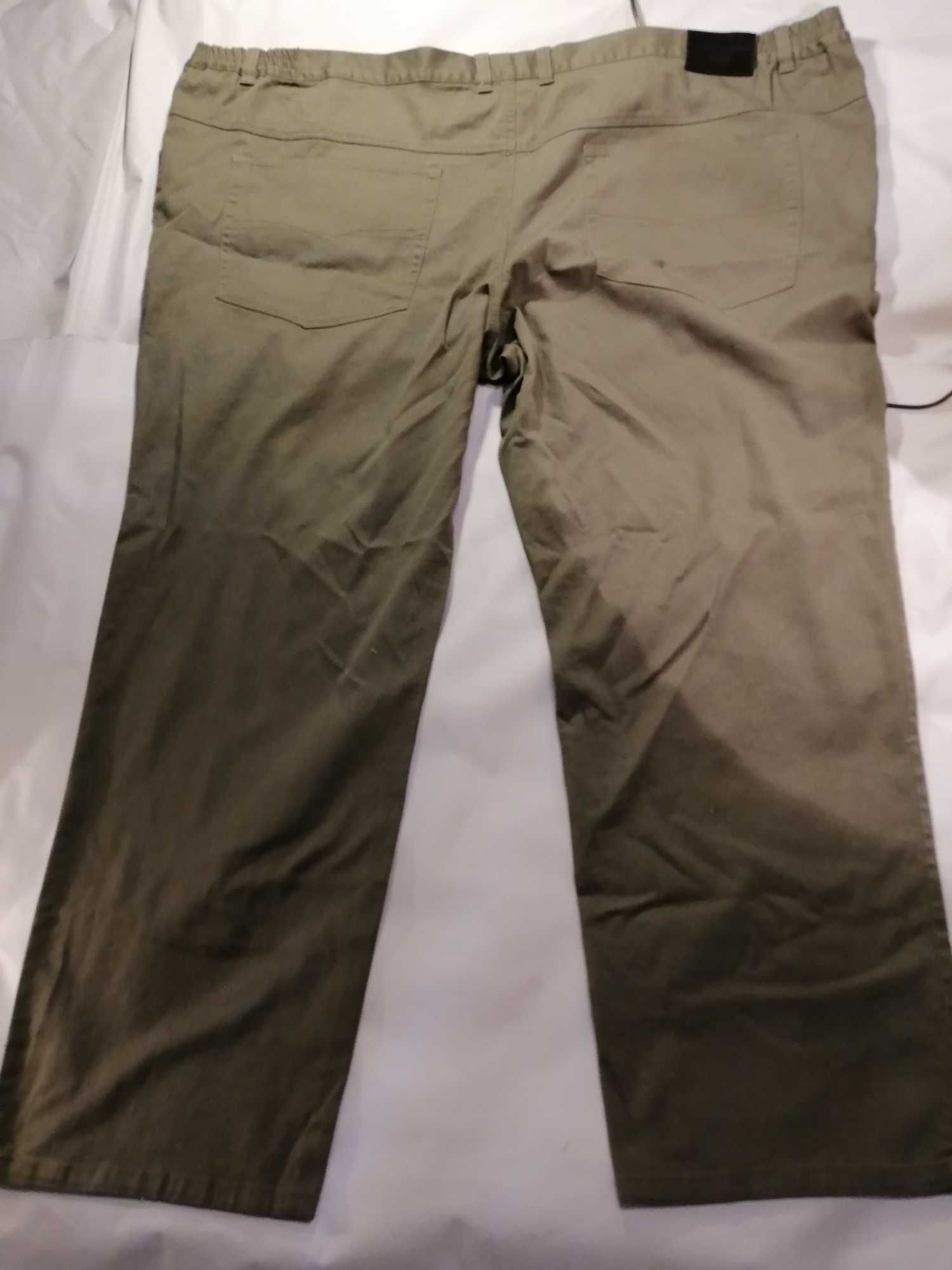 Vand Pantaloni Basic Noi marimea F76