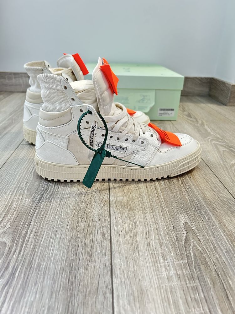 Off-White Court 3.0