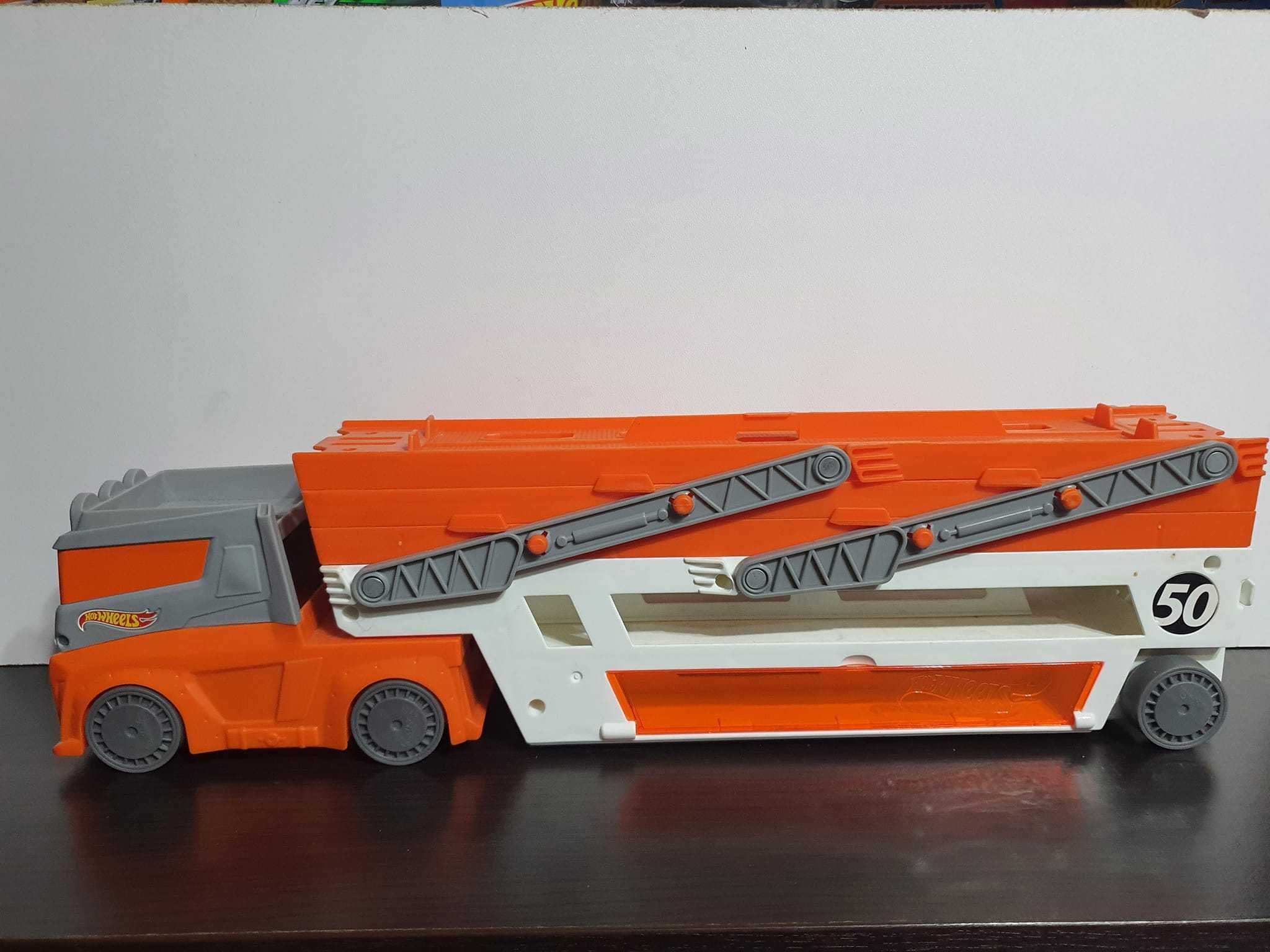 Hot Wheels камион (Автовоз)