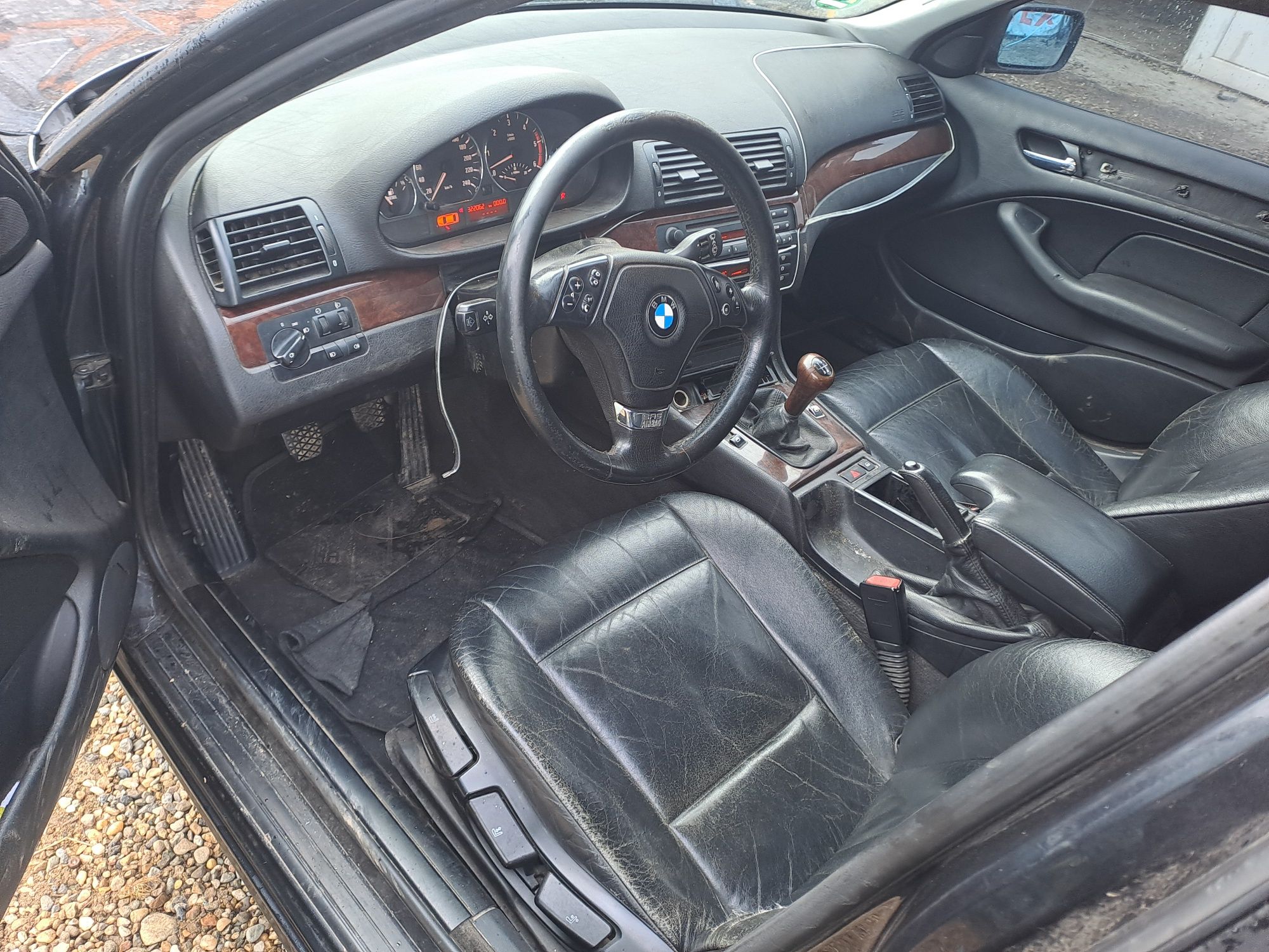 Dezmembrez Bmw e 46  2.0 D 136 CP 1999