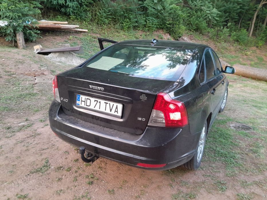 Vând mașină Volvo S40