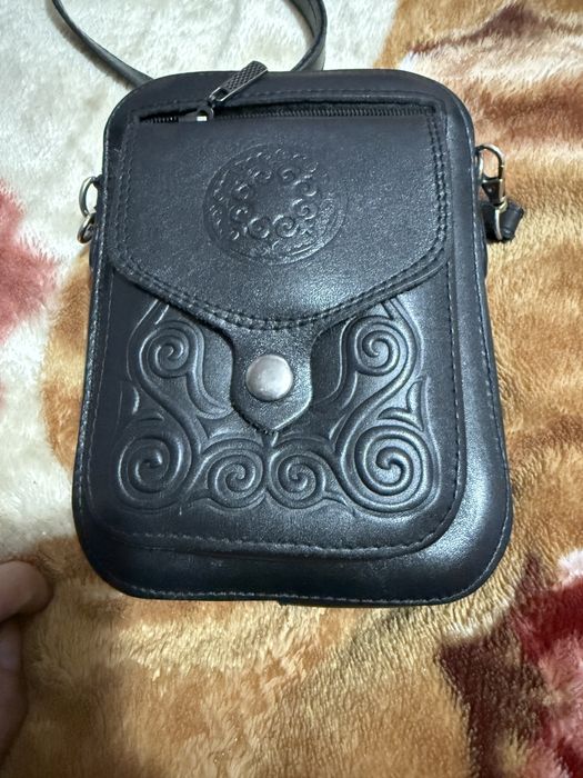 Продам барсетку новая натуральная кожа