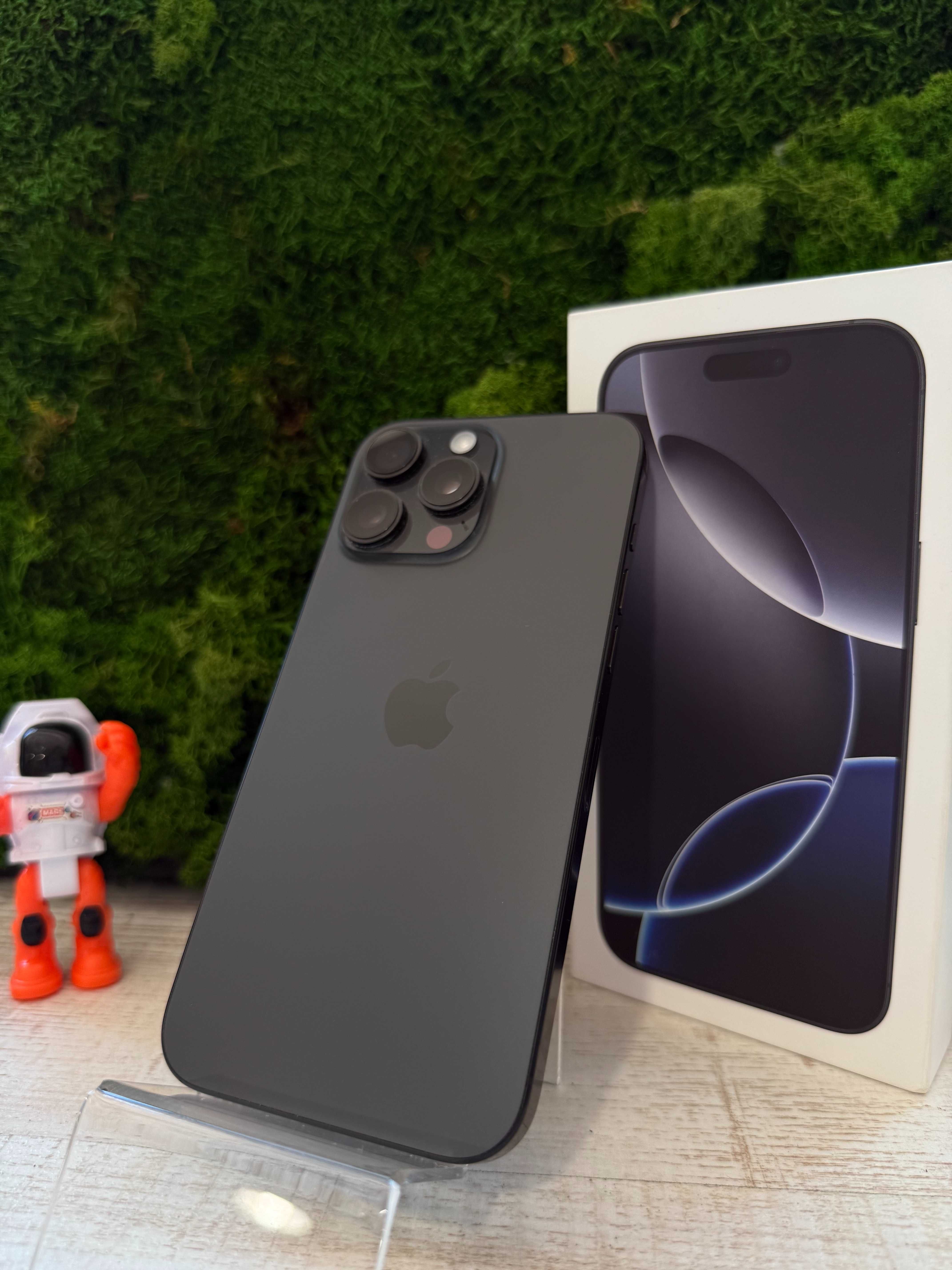 iPhone 16 Pro Max, Black Titanium, 256 GB, 100% Baterie #8008
