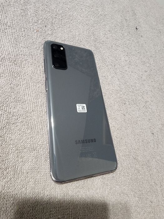 Samsung S20  128/8