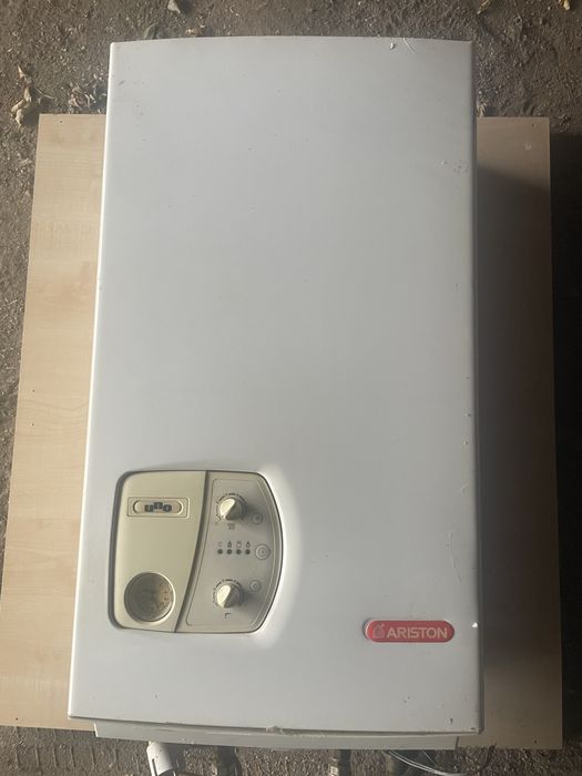 Centrala ariston uno 24 kw