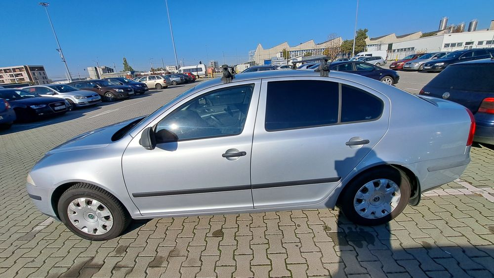 Vând Skoda Octavia 2 ,2011, 1.6mpi,139400km,5350 euro negociabil