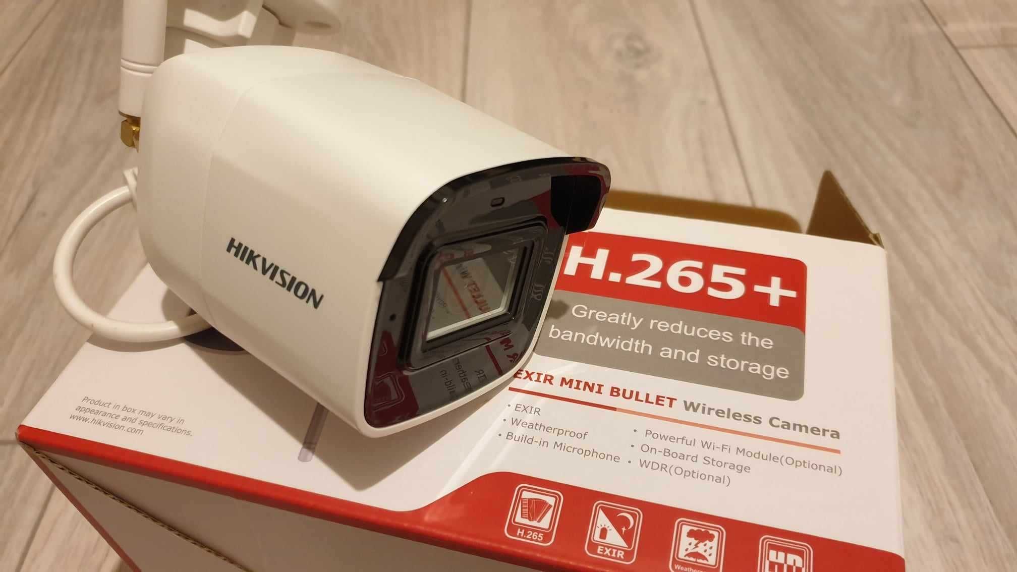 Camera de supraveghere IP Hikvision DS-2CD2041G1-IDW1 - lentila 2.8mm