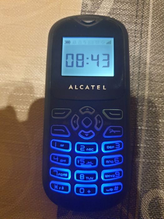 Мобилен телефон ALCATEL